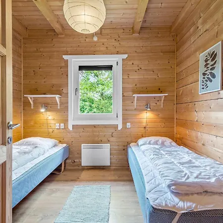 Holiday home Lovely In With Wifi