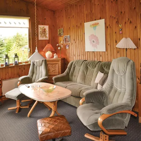 別荘 Three-bedroom Holiday In