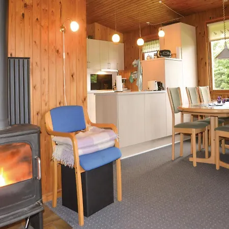 別荘 Three-bedroom Holiday In *